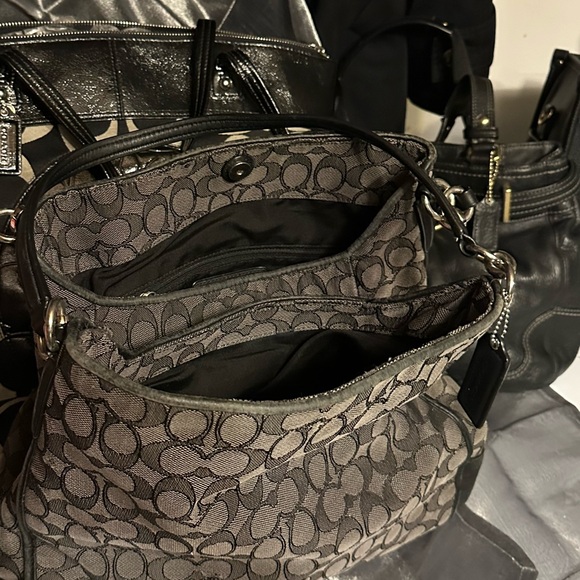 Coach Signature Classic Madison Maggie Shoulder Bag - Picture 8 of 17